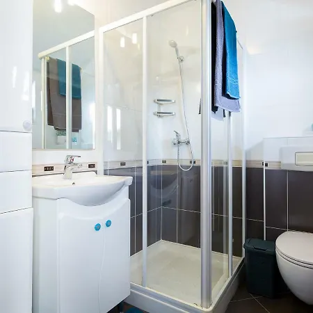 Cosy Studio Apartment *